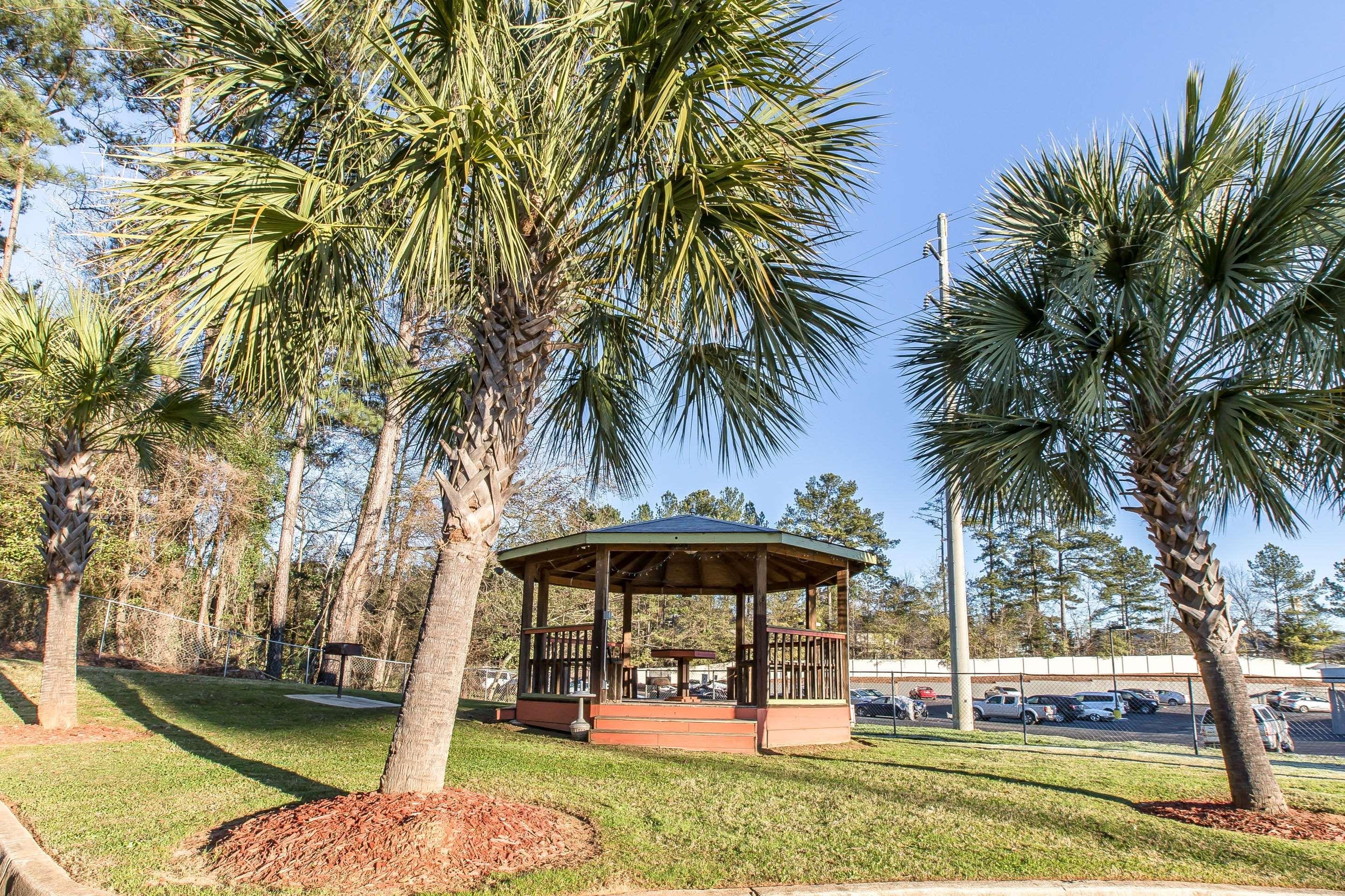Quality Inn And Suites Macon Exterior photo